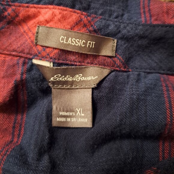 Eddie Bauer Classic Fit Long-Sleeve Red & Blue Plaid Flannel Shirt - Picture 4 of 7
